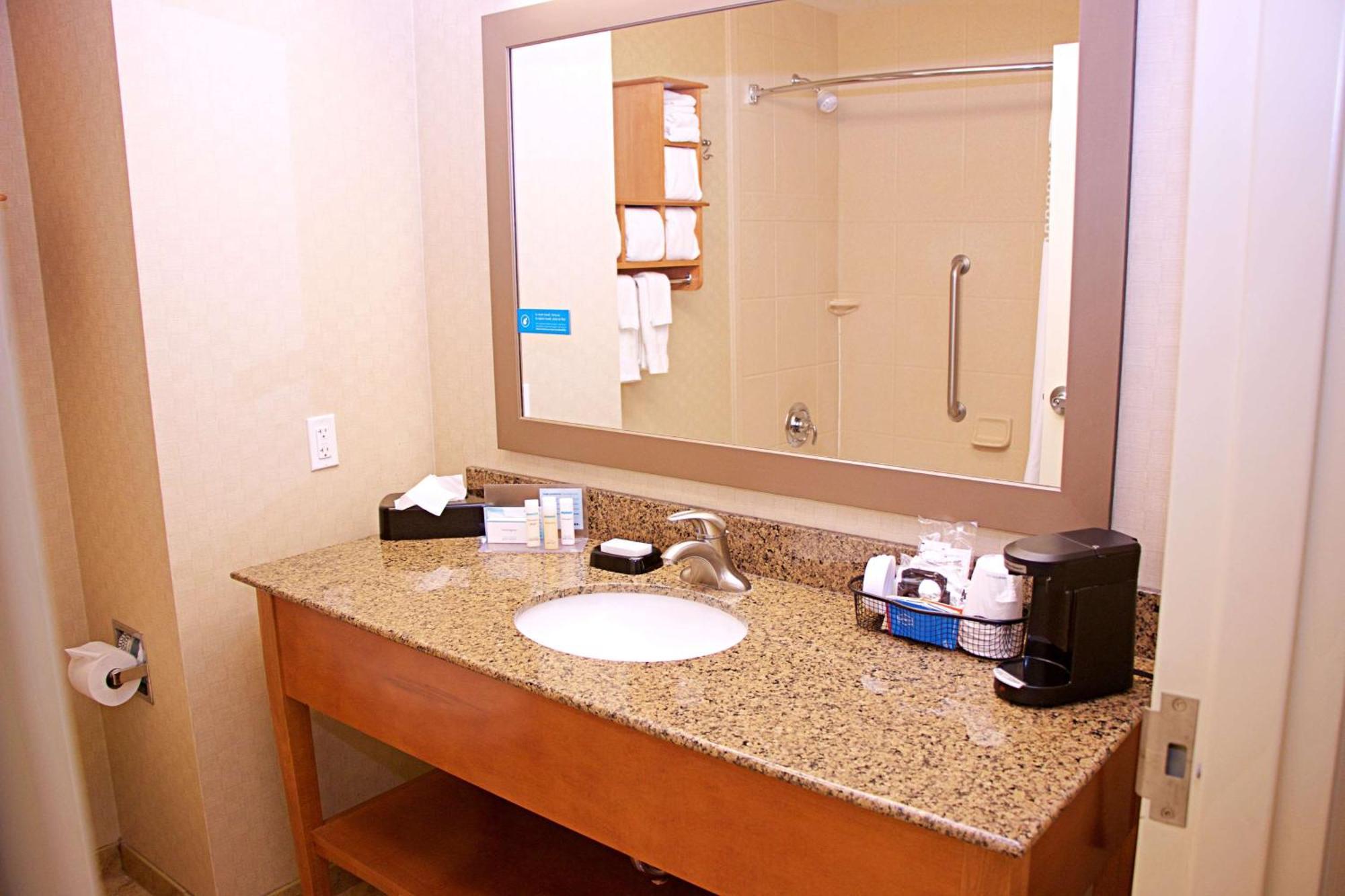 Hampton Inn Sidney Luaran gambar