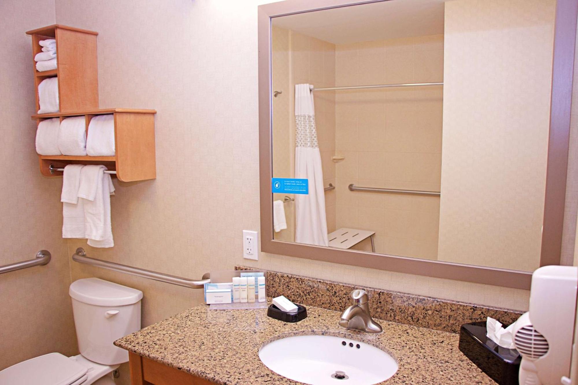 Hampton Inn Sidney Luaran gambar