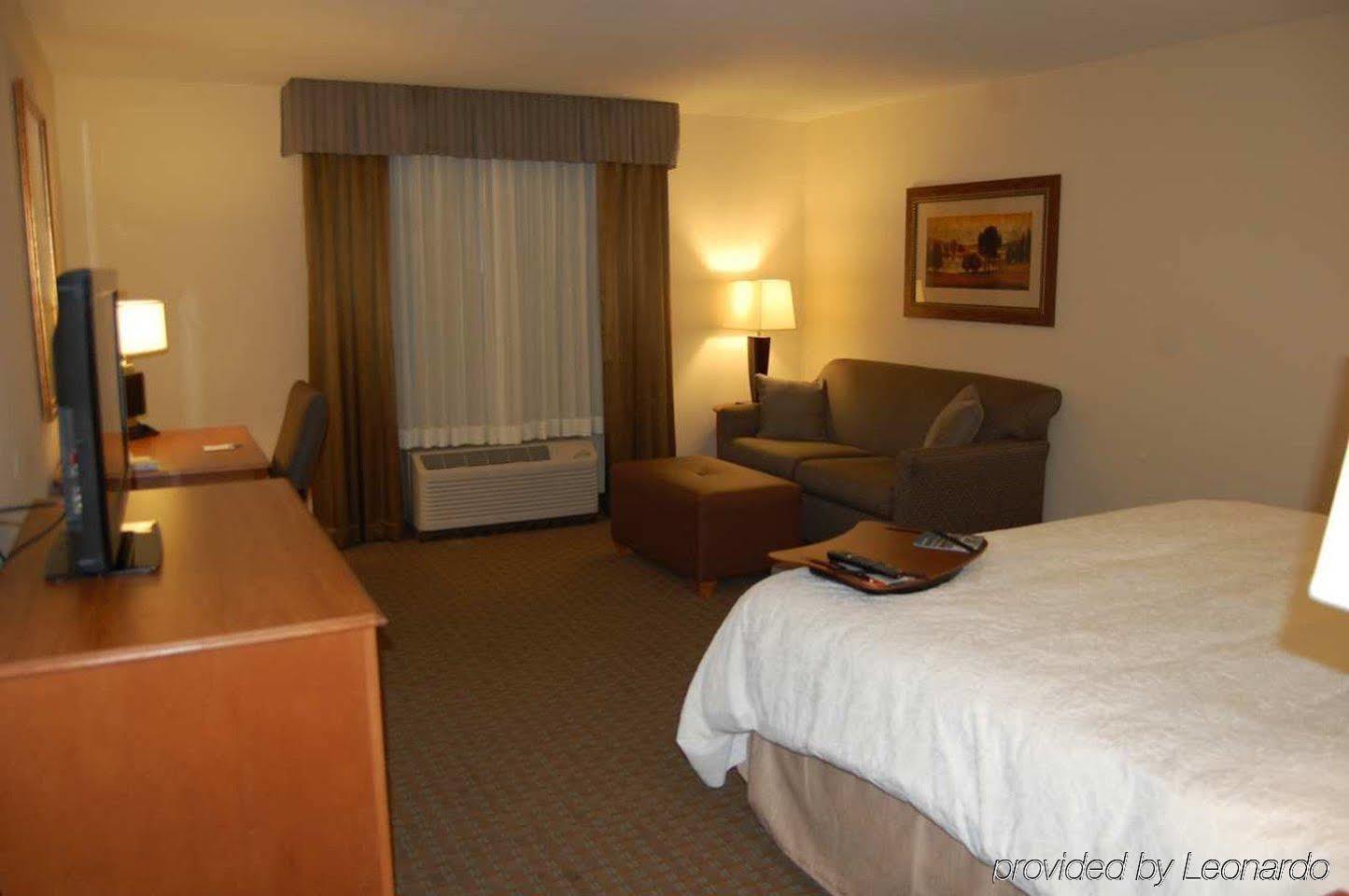 Hampton Inn Sidney Luaran gambar